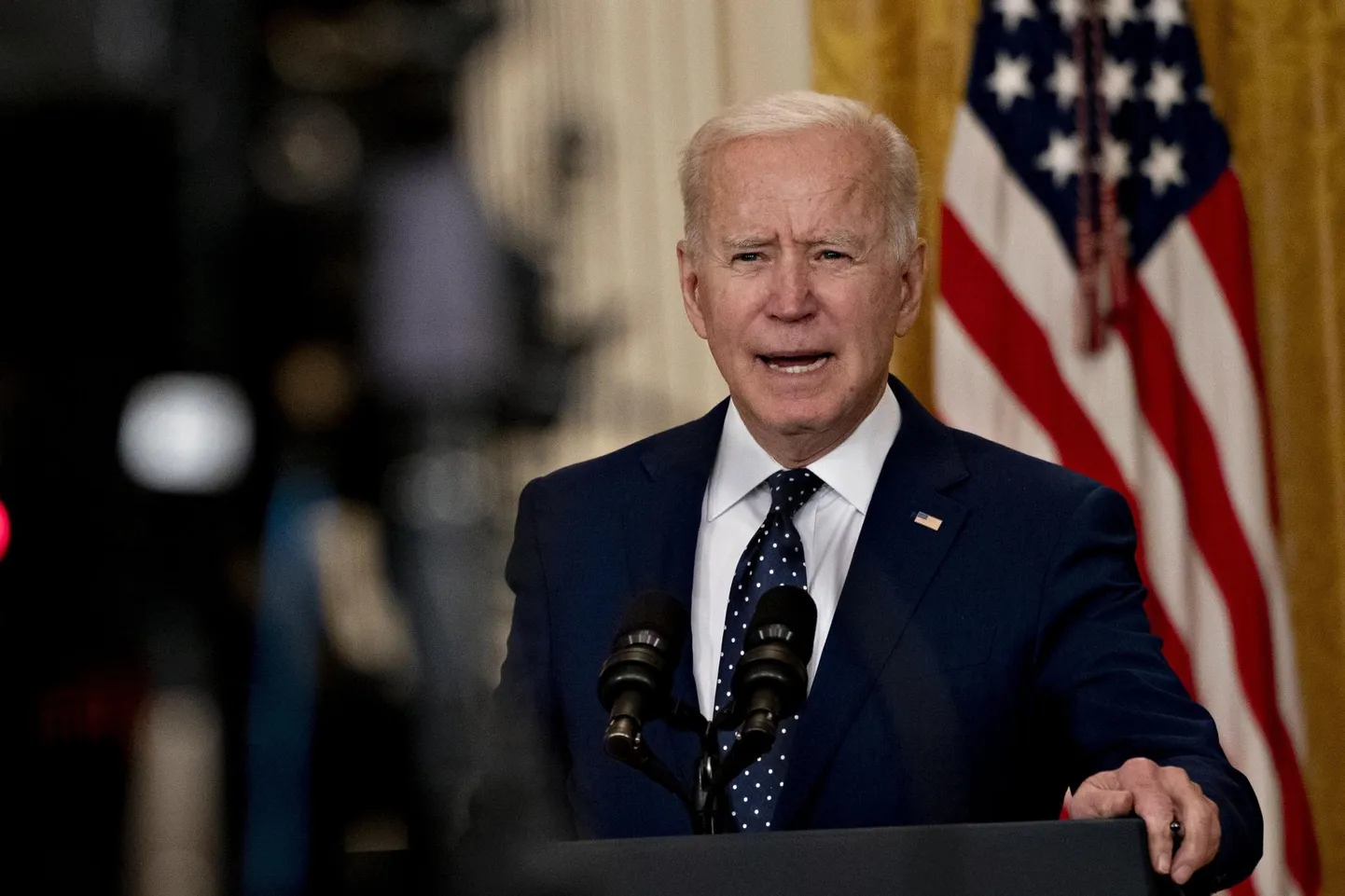 Joe Biden Venemaale kehtestatud sanktsioonidest teatamas.