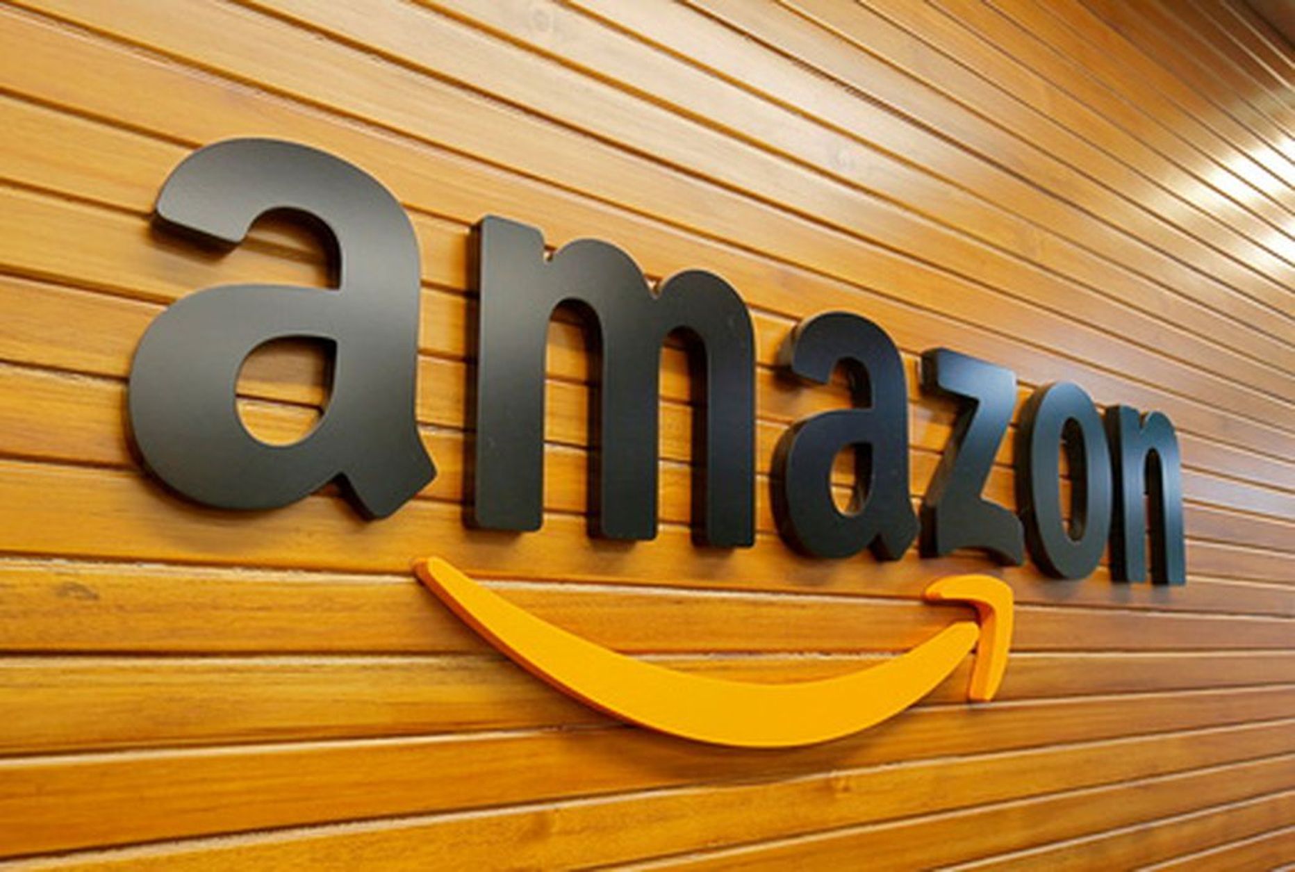 USA jaemüügihiiu Amazon logo. Foto on illustratiivne.