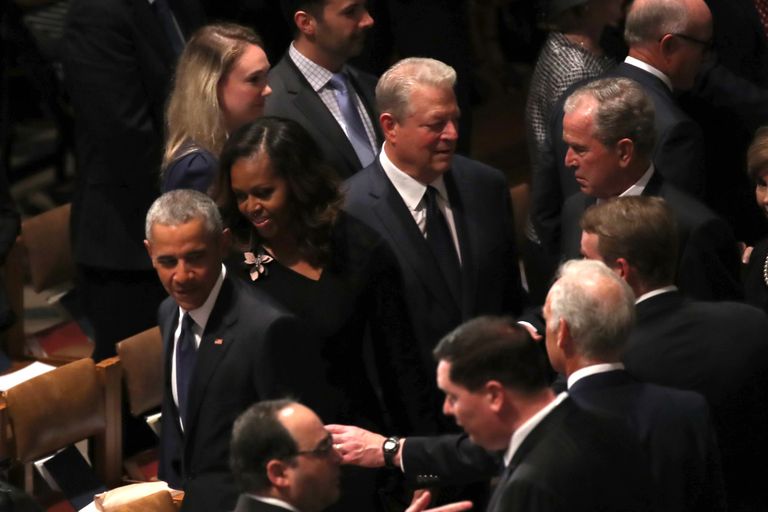 Ekspresident Barack Obama, ta naine Michelle Obama, endine asepresident Al Gore ja ekspresident George W. Bush 1. septembril 2018 senaator John McCaini matusel