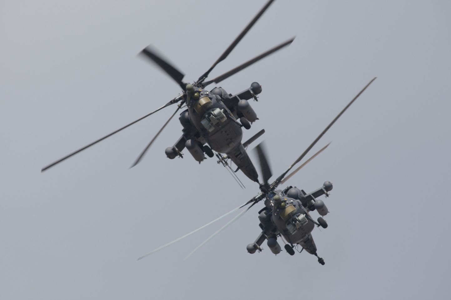 Mi-28N-tüüpi helikopterid.