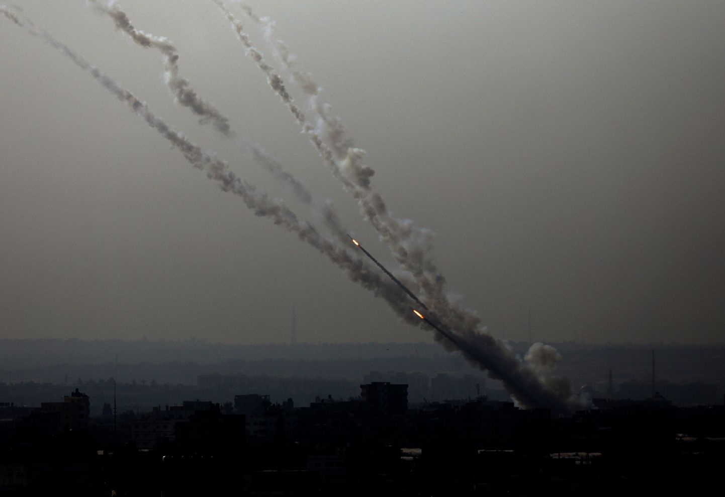Gazast Iisraeli suunas tulistatud raketid.
