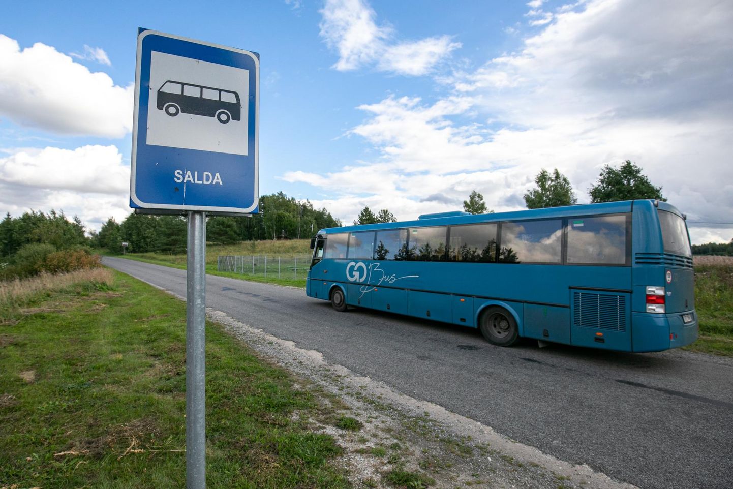 Kadrina–Salda–Tapa bussiliinil avati pärast probleemi ilmnemist kolm uut ametlikku peatust: Tõnikse, Salda teerist ja Antsu.