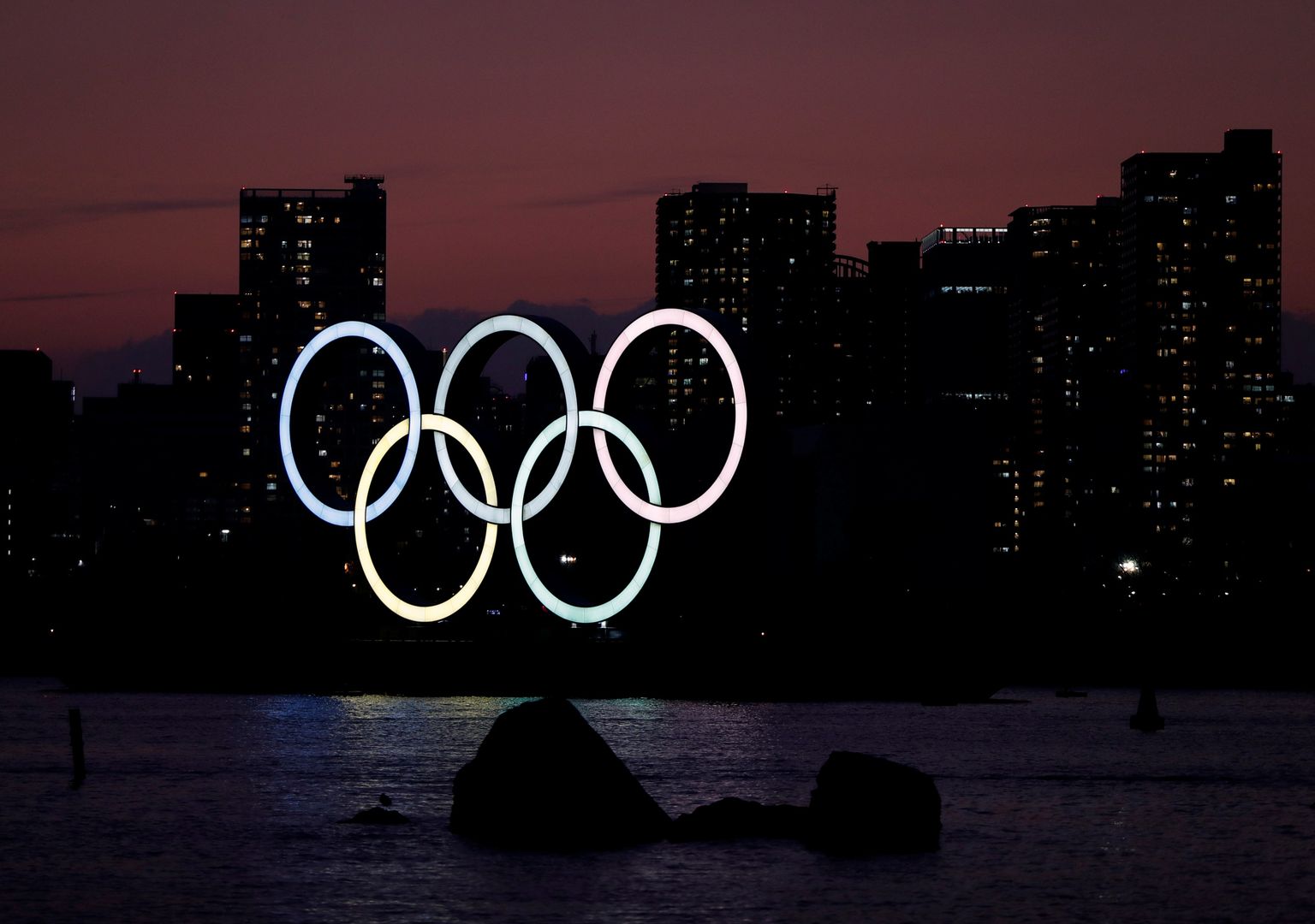 Olimpiskie apļi Tokijā.