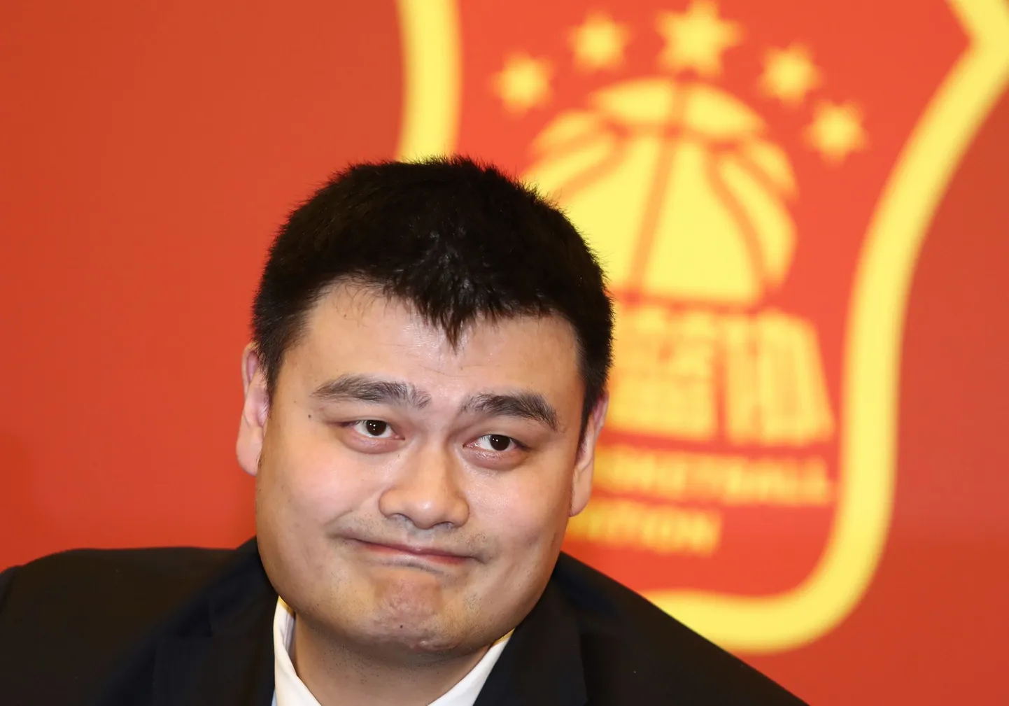 Yao Ming vastse Hiina korvpalliliidu presidendina.