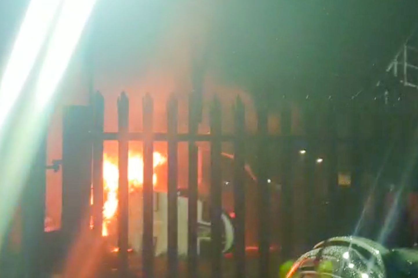 Traagiline lennuõnnetus Leicester City staadioni juures nõudis viie inimese elu.