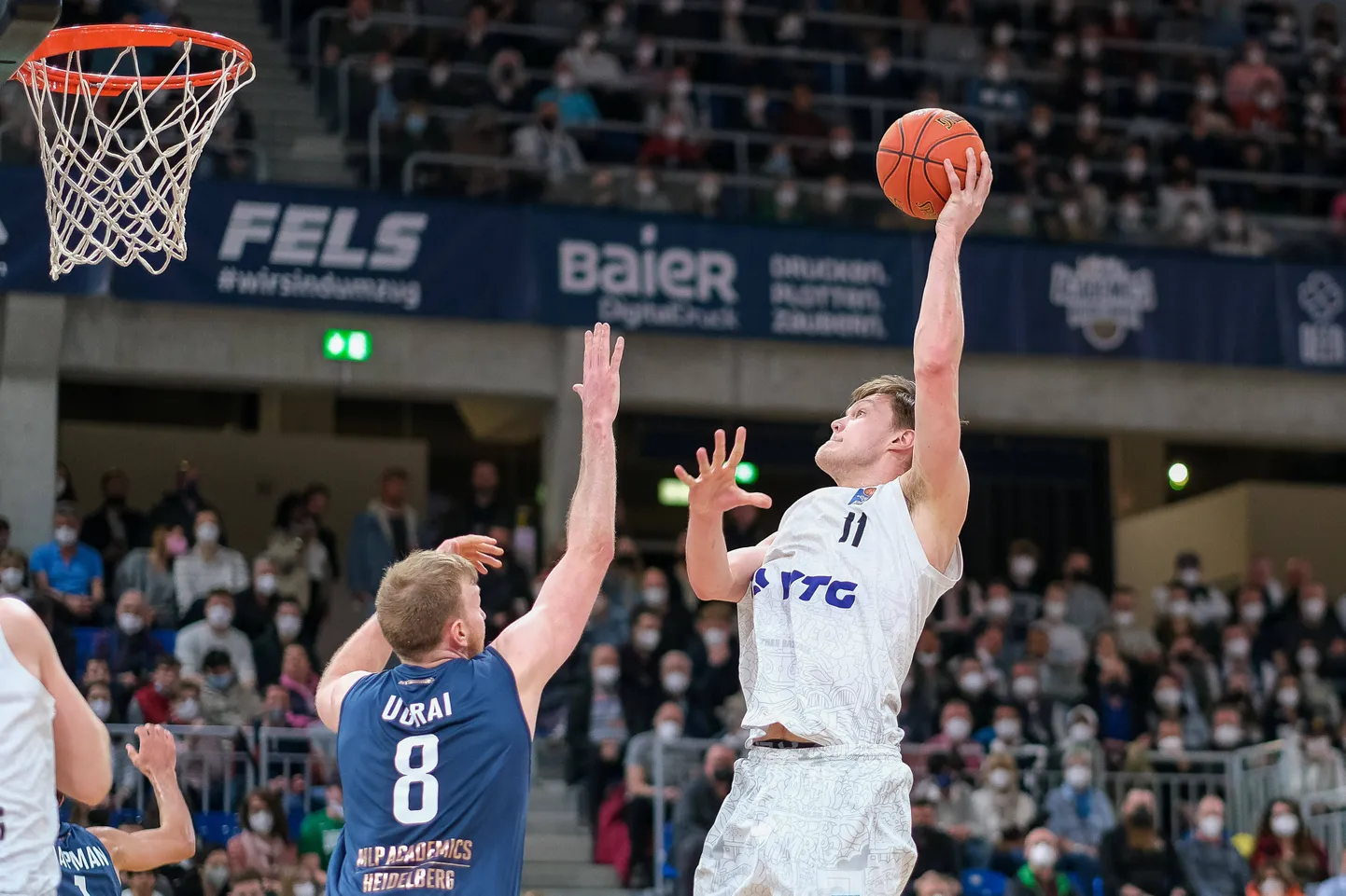 Maik-Kalev Kotsar palliga.