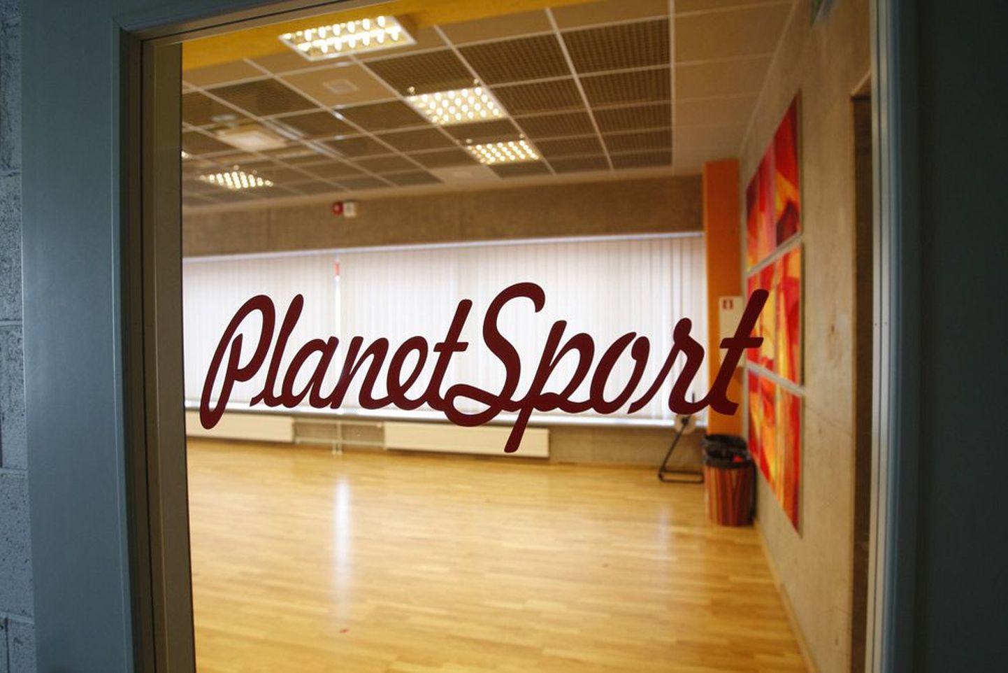 PlanetSport tegutseb Tartus Tamme staadionil ruumides, mida rendib hoopiski mittetulundusühing Tervise ja Spordi Edendamise Selts.