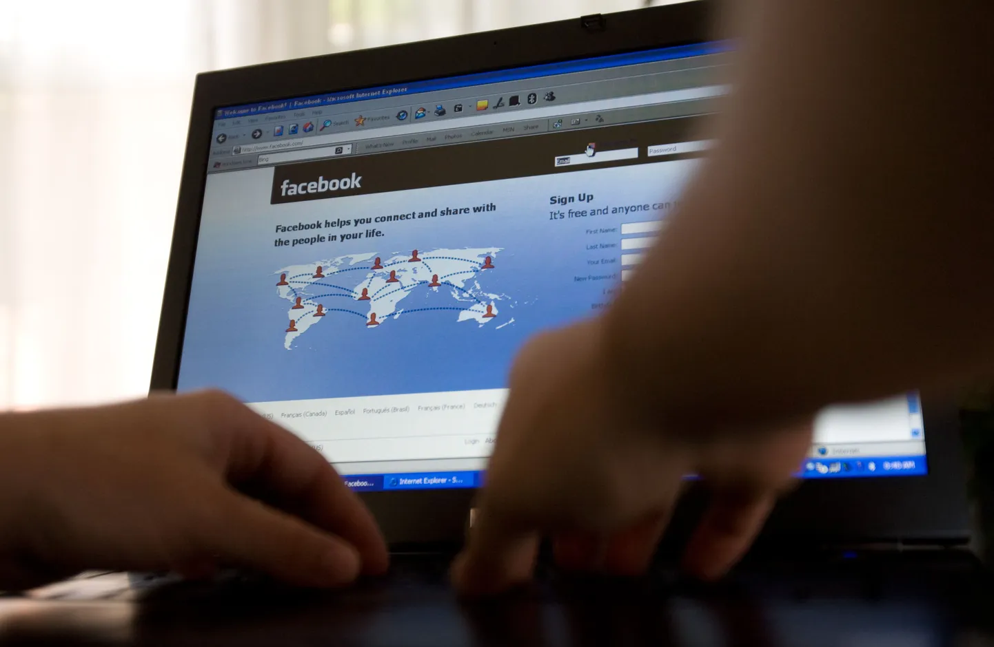 Prantsusmaal keelati Facebooki ja Twitteri mainimine televisioonis