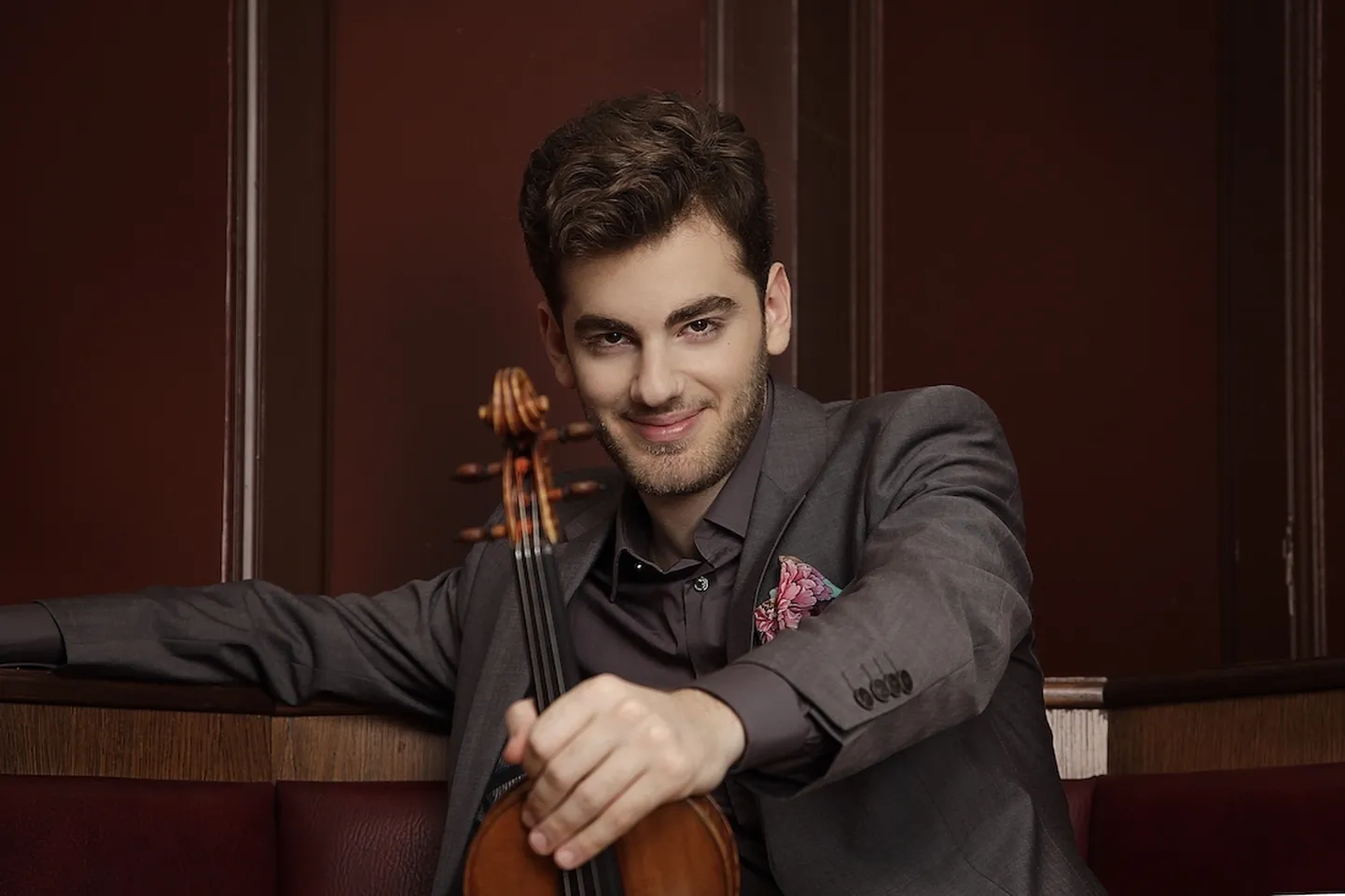 Emmanuel Tjeknavorian.