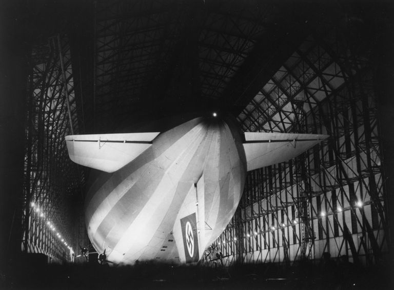Tsepeliin Hindenburg enne esmalendu 1936. aastal.