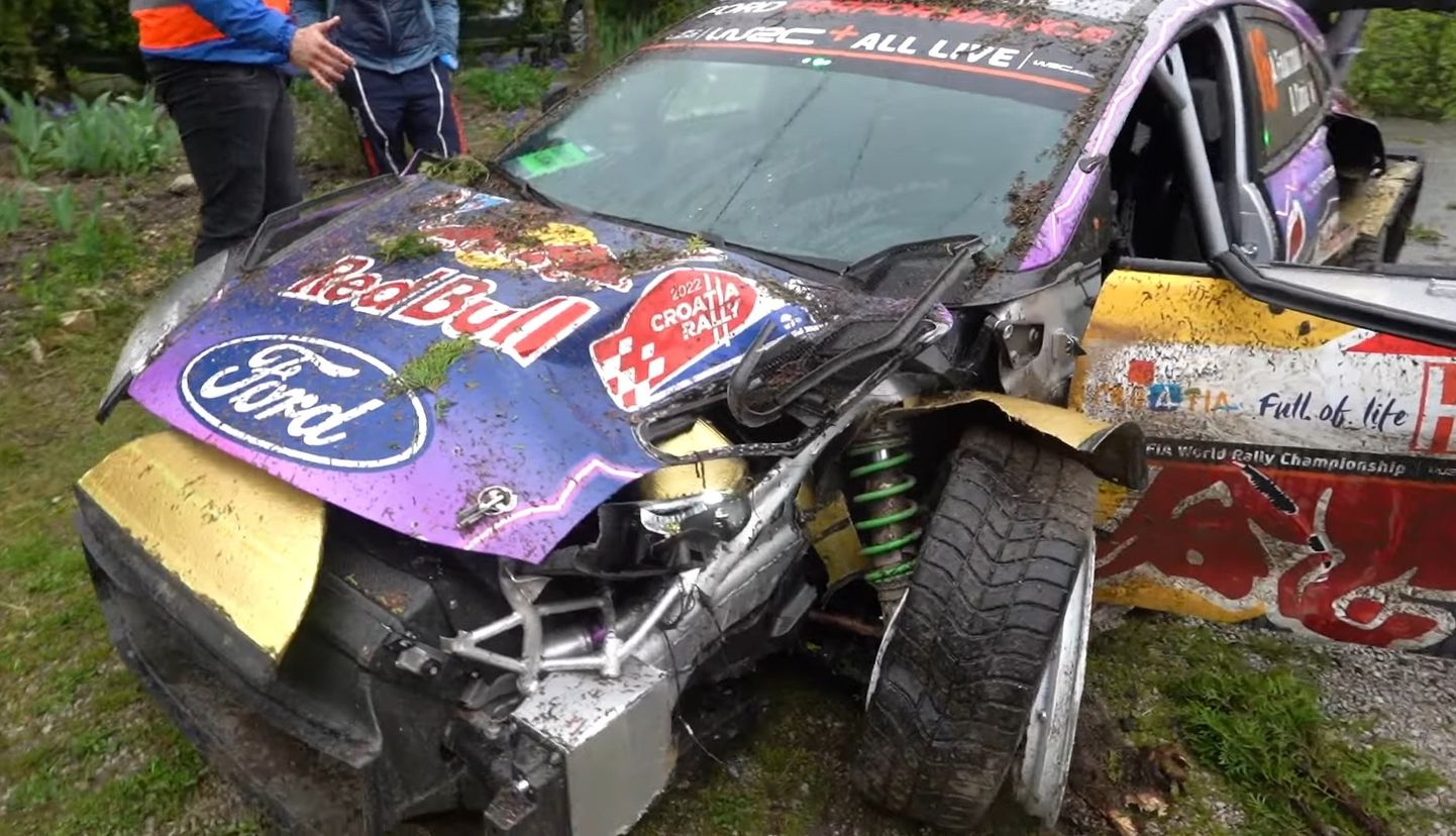 Adrien Fourmaux' Ford Puma pärast avariid.