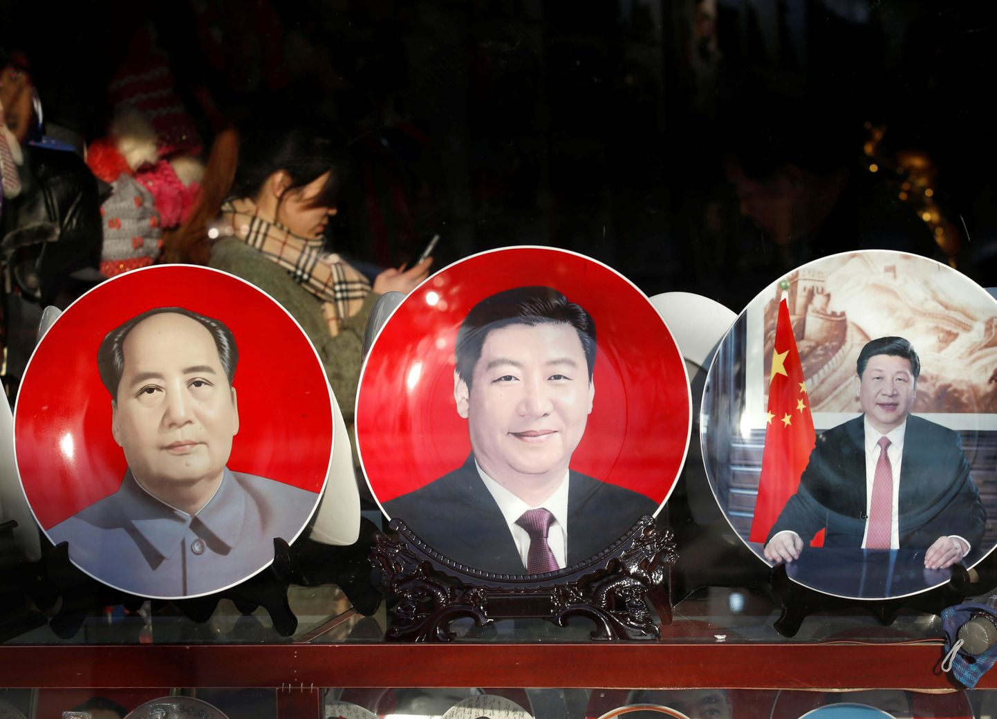 Xi ja Mao suveniiritaldrikud.