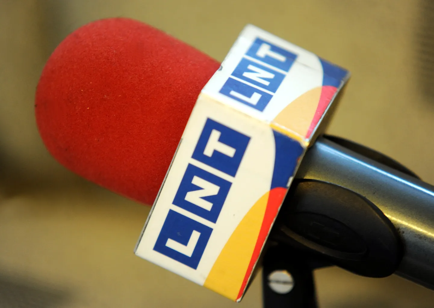 LNT mikrofons.