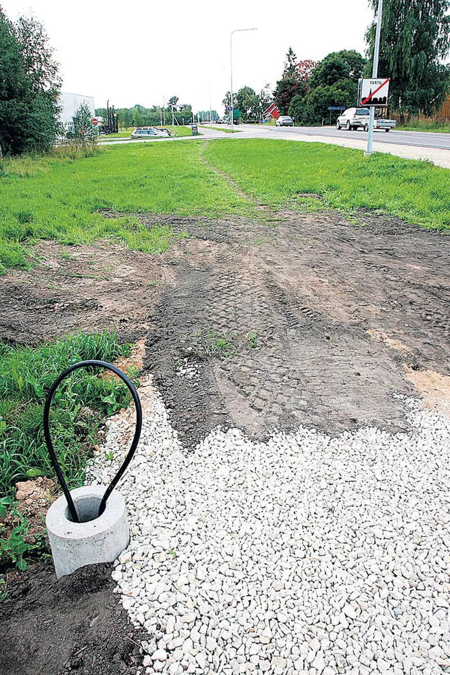 Võru tänava lõpus jääbki planeeringuvaidluse tõttu jupike rattateed valmis ehitamata.