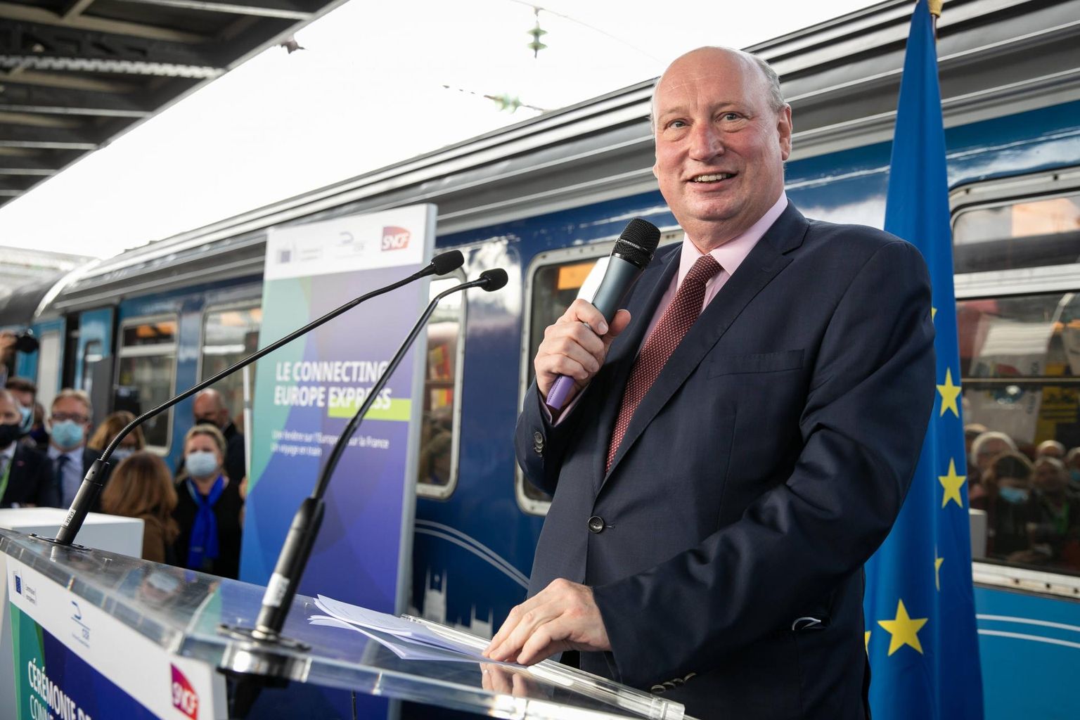Henrik Hololei sõnul on Euroopa transpordis võetud suund rongiliikluse arendamisele. 
