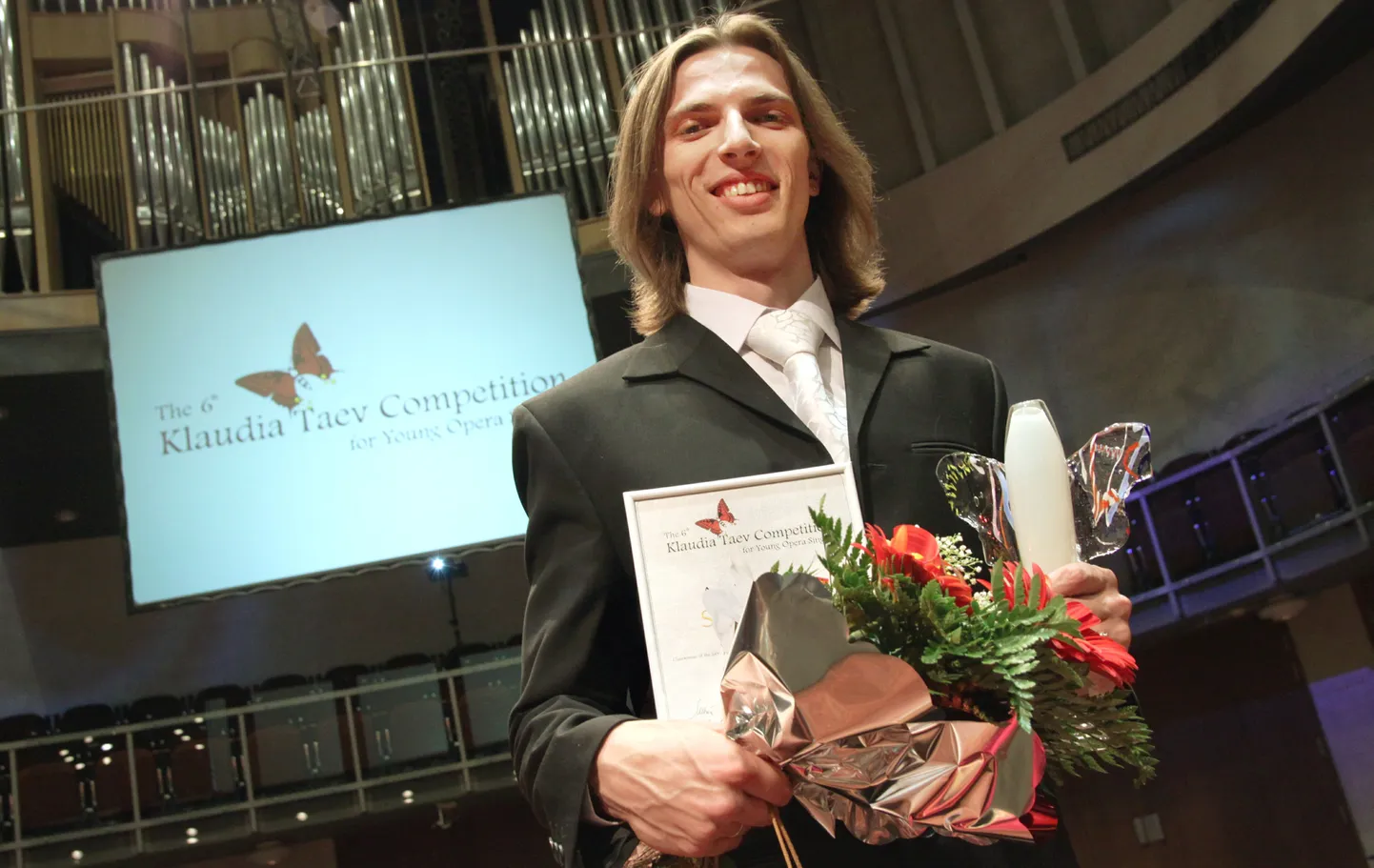 Klaudia Taevi nimelise ooperilauljate konkursi edukaim oli noorim osaleja Anatoli Siuko Valgevenest.