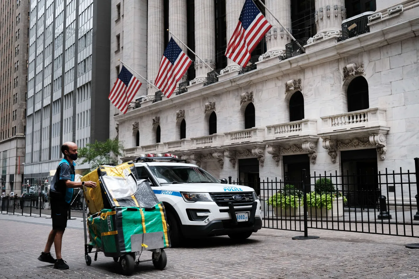New Yorgi börsil nagu ka laiemalt aktsiaturgudel õngitseti eile esmaspäeval kukkunud aktsiaid