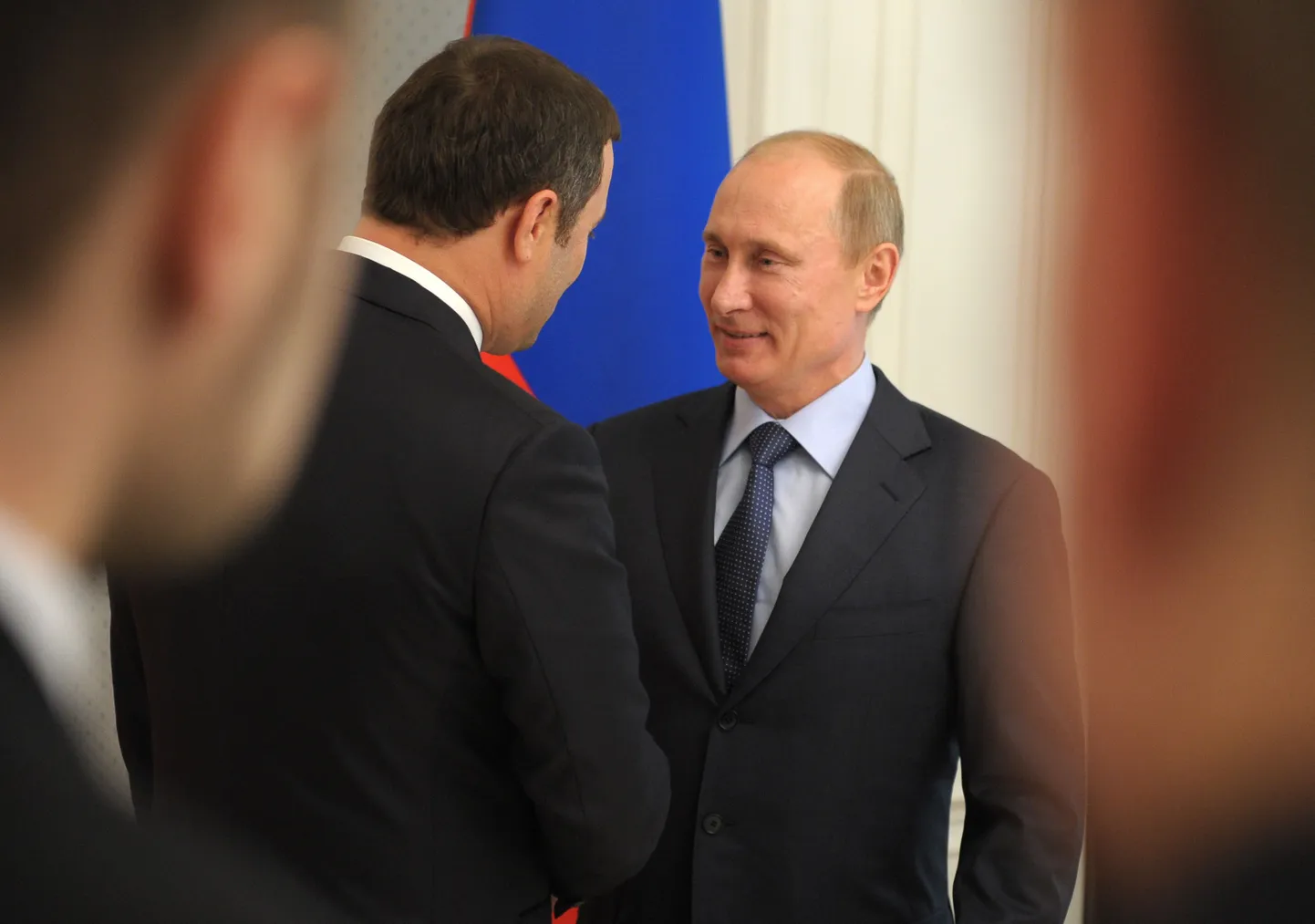 Venemaa president Vladimir Putin (pareml) ja  Moldova peaminister Vlad Filat tänasel kohtumisel.