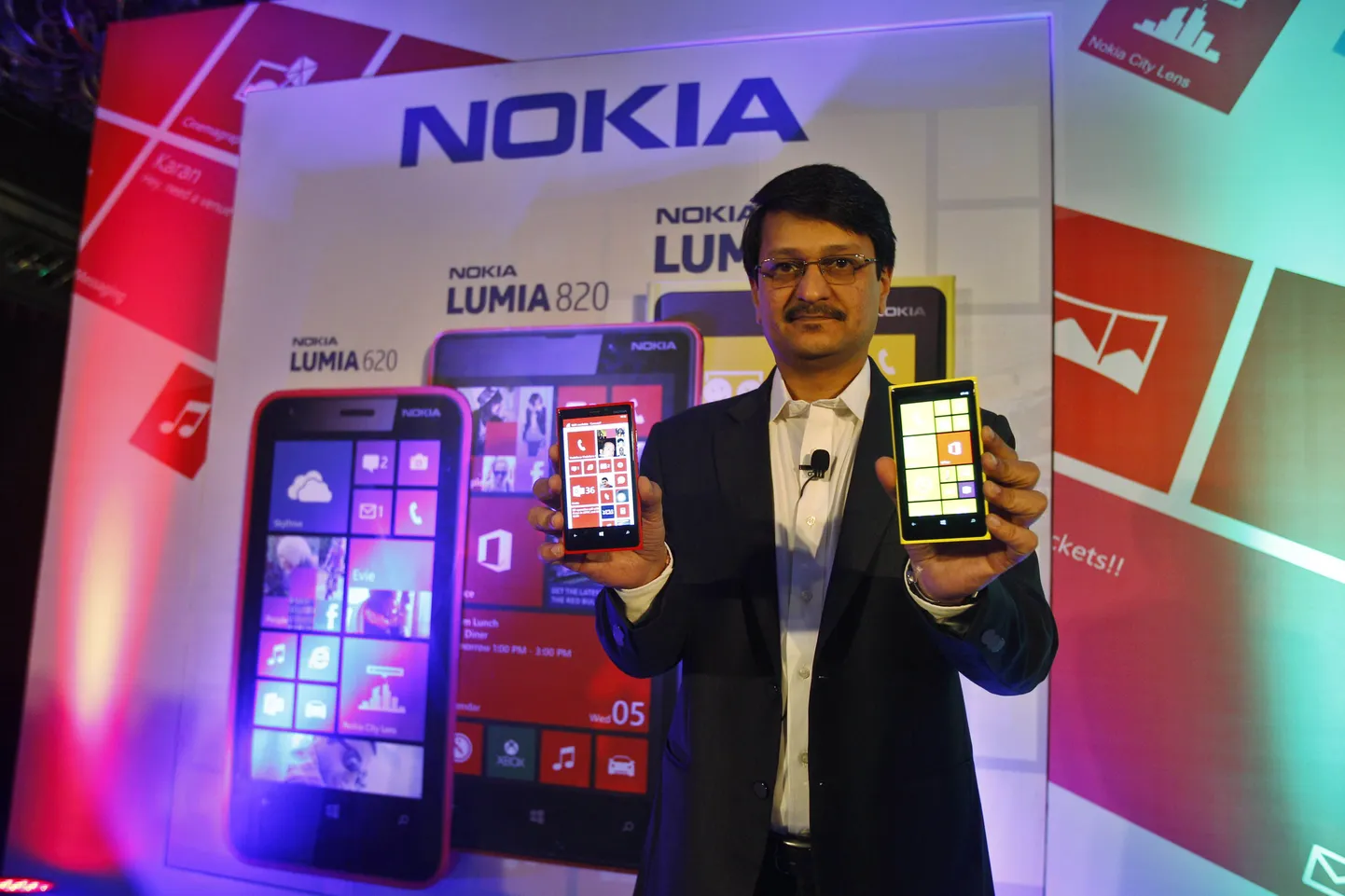 Nokia India turundusjuht Viral Oza.