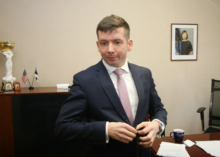 Martin Repinski.