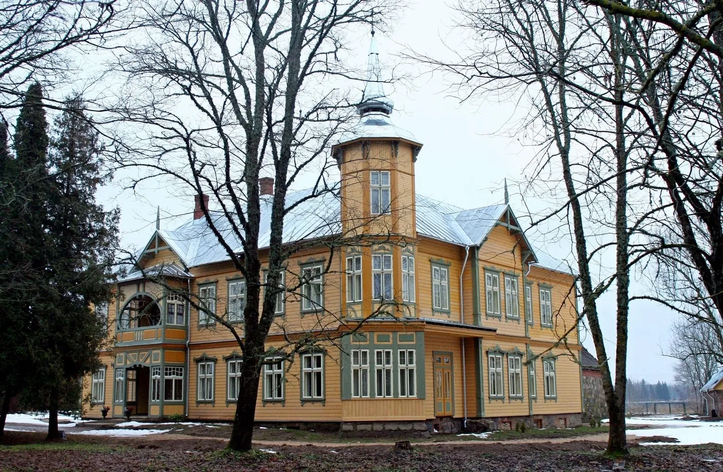 AEGRUUM Mulgi linakaupmeeste uhke häärber
