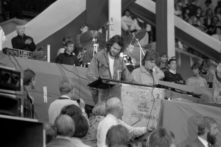 Alo Mattiisen. Eestimaal laul 1988. Foto