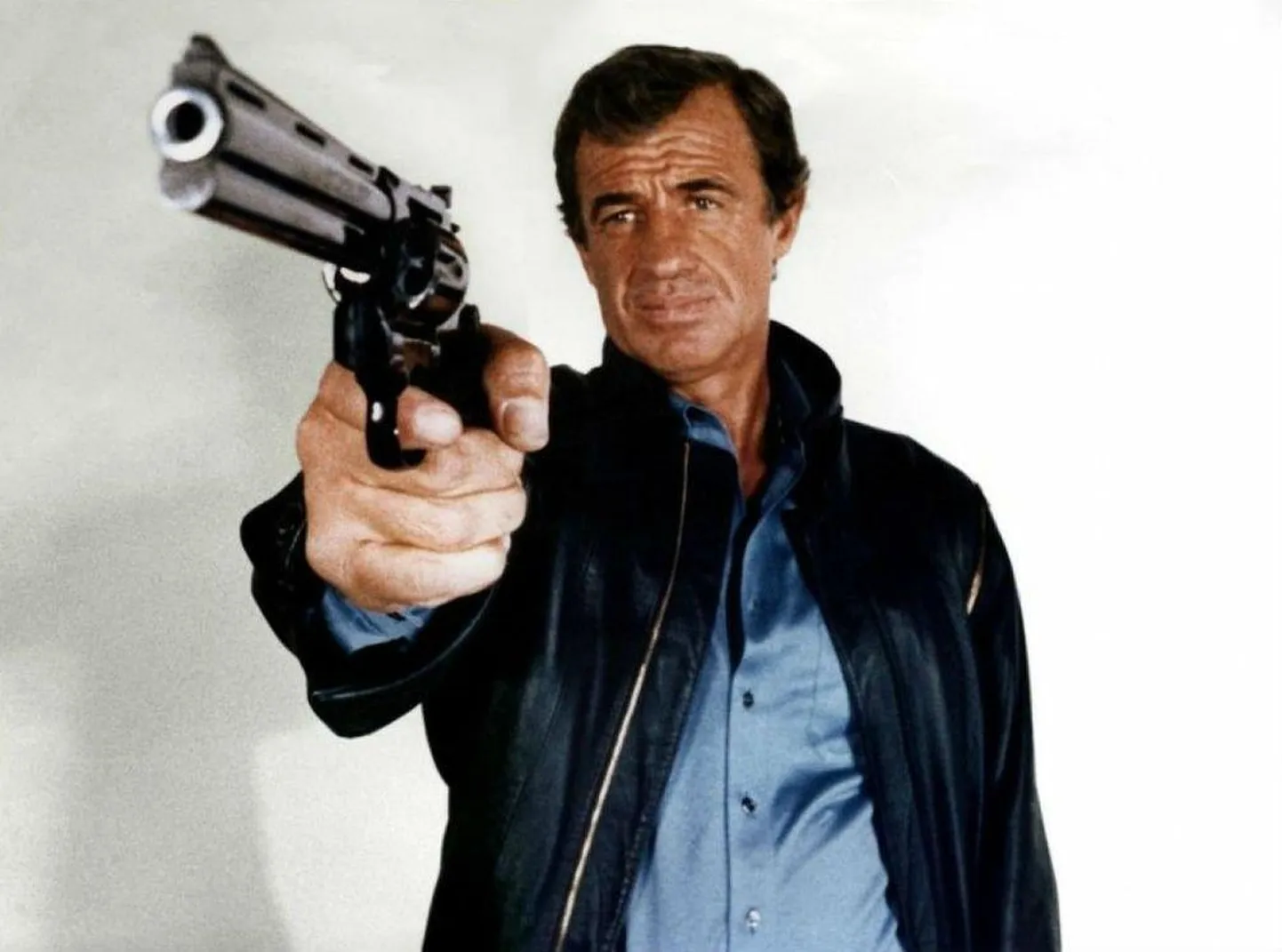 Mees ja tema Magnum: Belmondo salaagendina filmis «Proffesionaal» (1981).