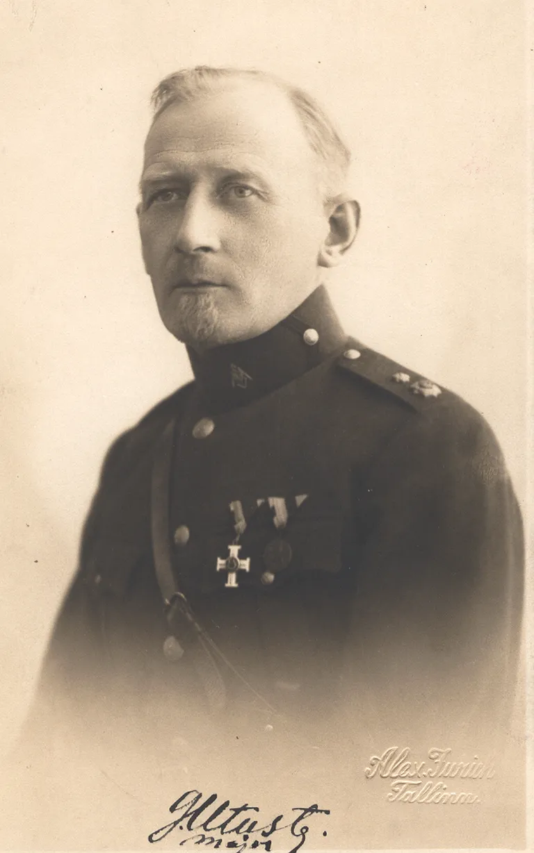 Utuste, Kustas -major.I liigi 3.järgu Vabadusristi kavaler 13.mail 1929.a., VK F 1344:96 F, Võrumaa Muuseum