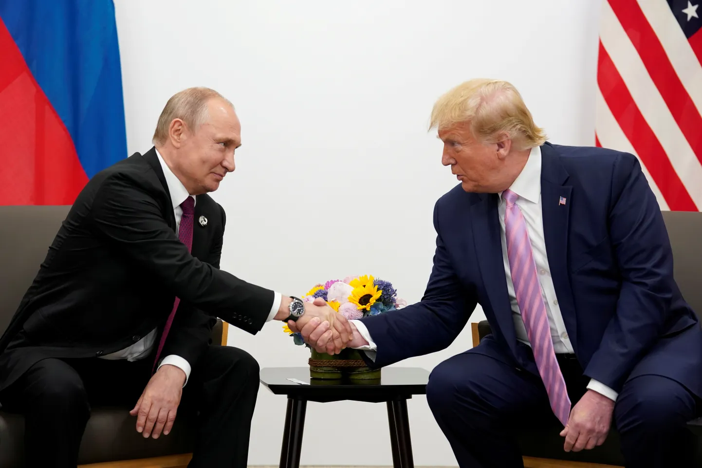 Vladimir Putini ja Donald Trumpi kohtumine 2019. aastal Jaapanis.