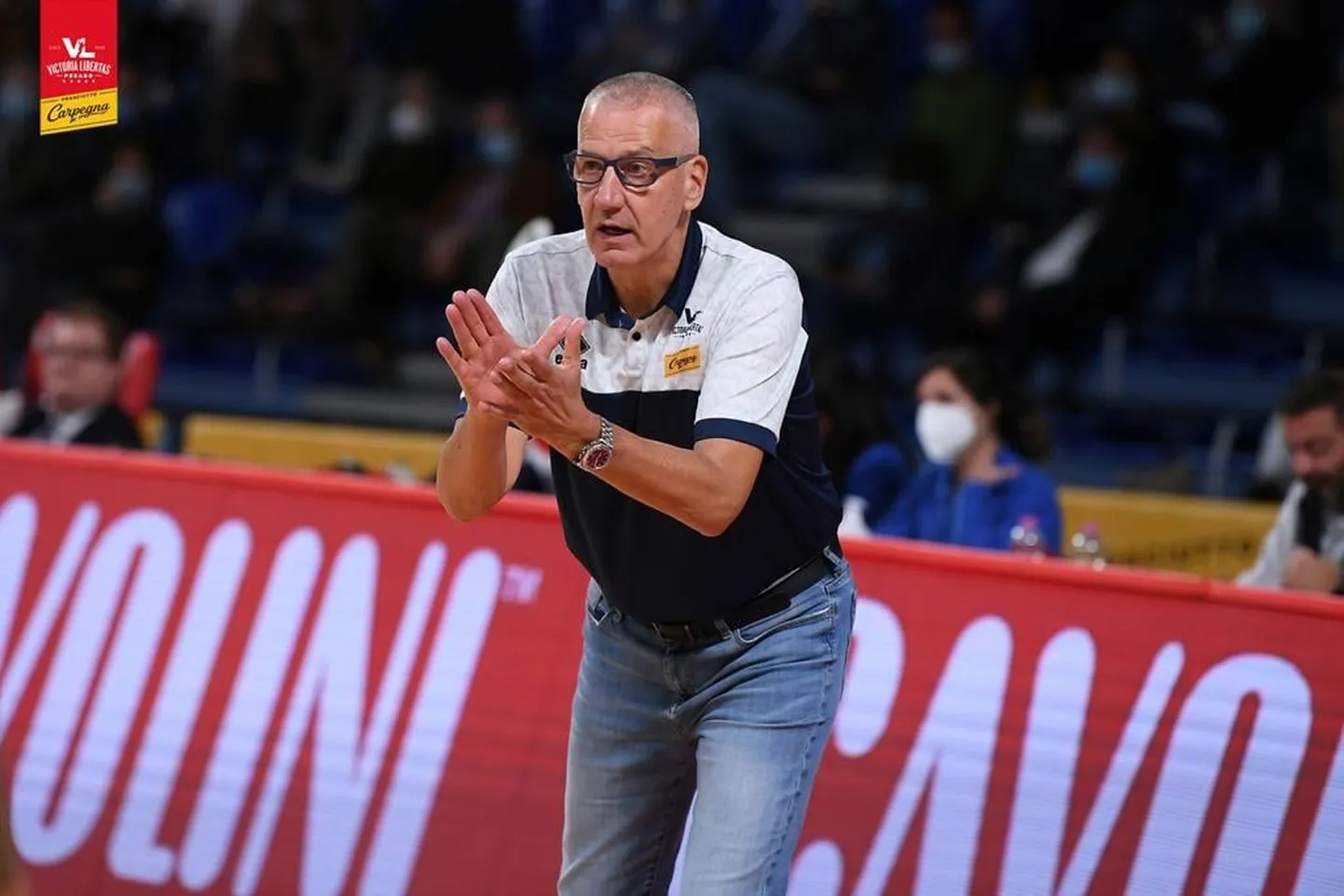 Aleksandar Petrovic võttis vastutuse ja pani ameti maha.