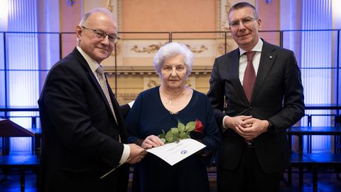 FOTO ⟩ Ar apbalvojumu pasniegšanu atzīmēta "Daugavas vanagu" 80. gadu jubileja