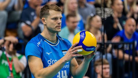 Aasta eest saalivõrkpalliga lõpparve teinud Kusti Nõlvak valmistub nüüd EM-debüüdiks: poleks osanud seda oodata