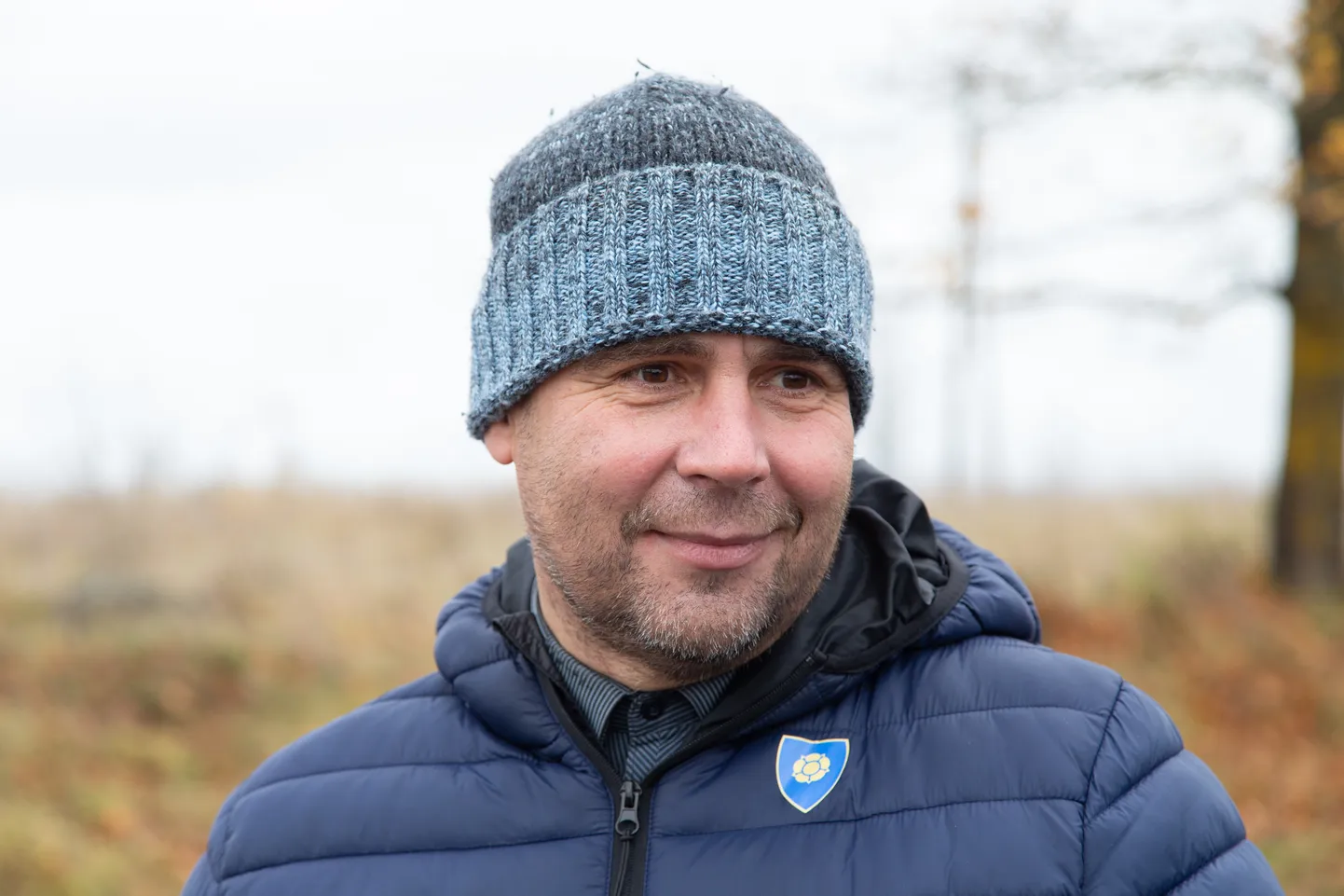 Tauno Võhmar on kogenud ja teenekas omavalitsusjuht, kes on juhtinud vallavanemana nii Jõhvi, Mäetaguse kui ka Alutaguse valda. Ta on kinnitanud, et teab oma töö hinda, ja andnud volikogudele hinnata, kas teda vajatakse või mitte.