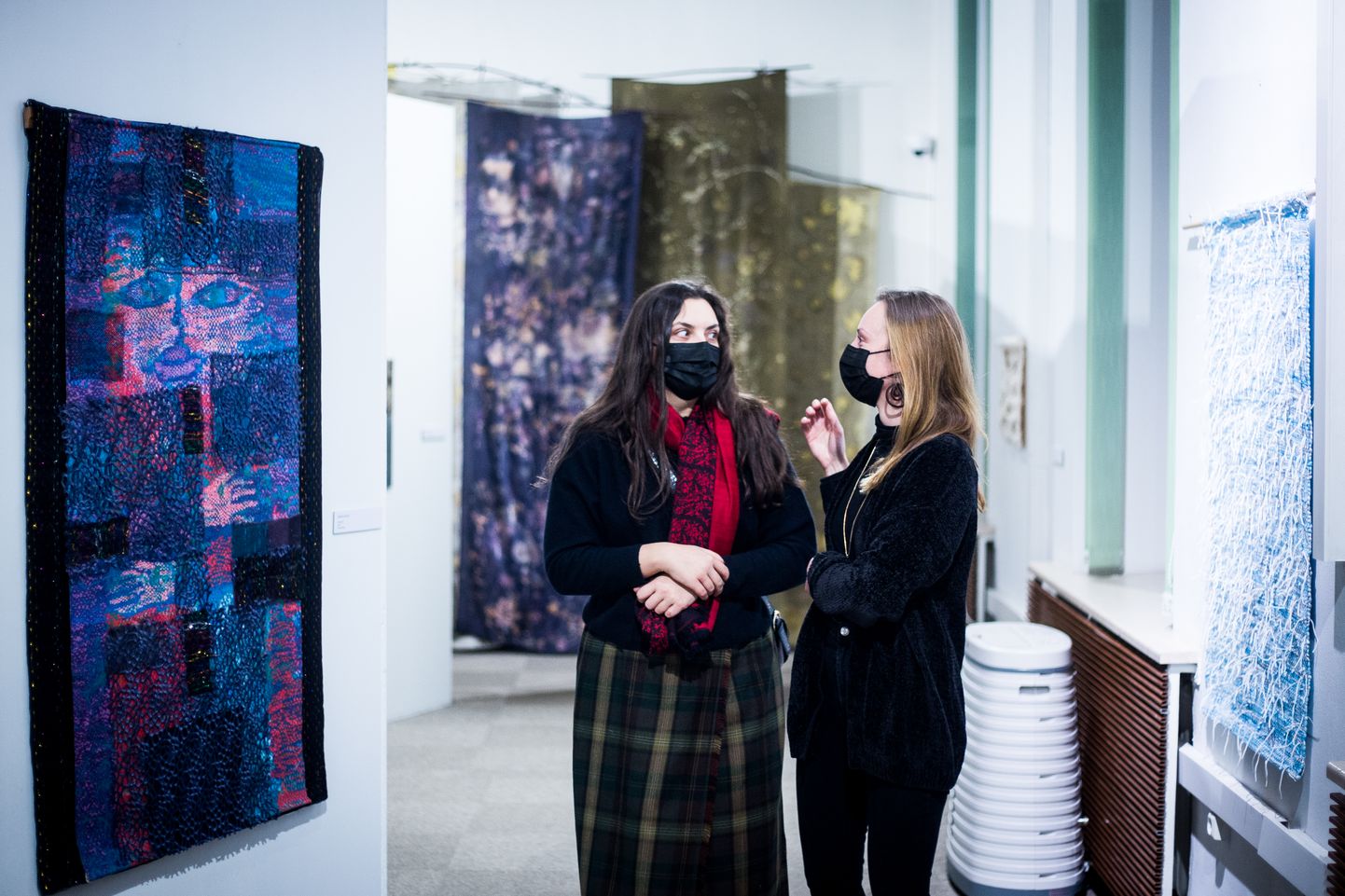 Eesti tekstiilikunstnike aastanäitusel Pärnu uue kunsti muuseumis osaleb 36 autorit.