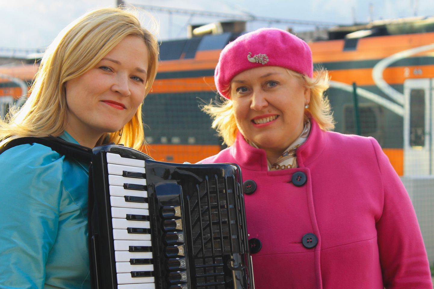 Muusikapäeval annavad rongis kontserdi metsosopran Triin Ella ja akordionist Kristel Laas