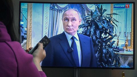 Diktatora "konservi": Kremlis regulāri publicē jau iepriekš sagatavotus video ar Putinu