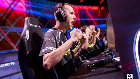 Suur «CS2» lahing on alanud: kas Eesti superstaar ropz teeb võimatu teoks?