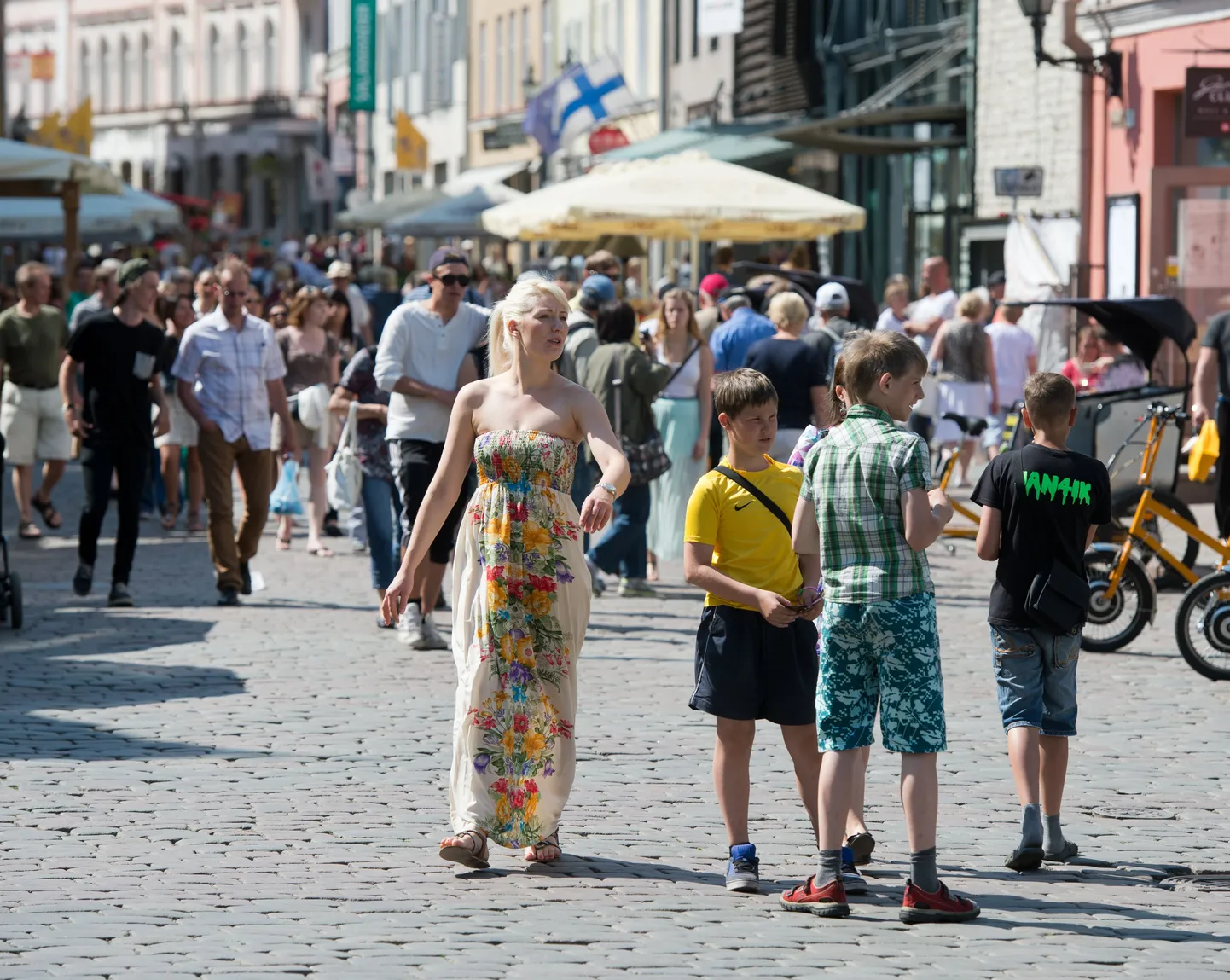 Turistid Tallinna vanalinnas