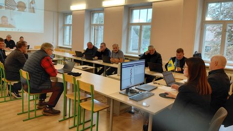 Peipsiääre volikogu pidas välkistungi, vald jätkab juhita