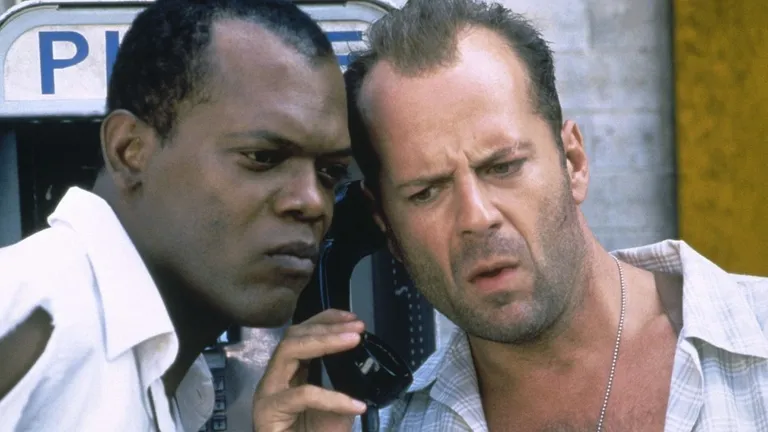 Kaader filmist «Visa hing 3». Pildil Bruce Willis ja Samuel Jackson
