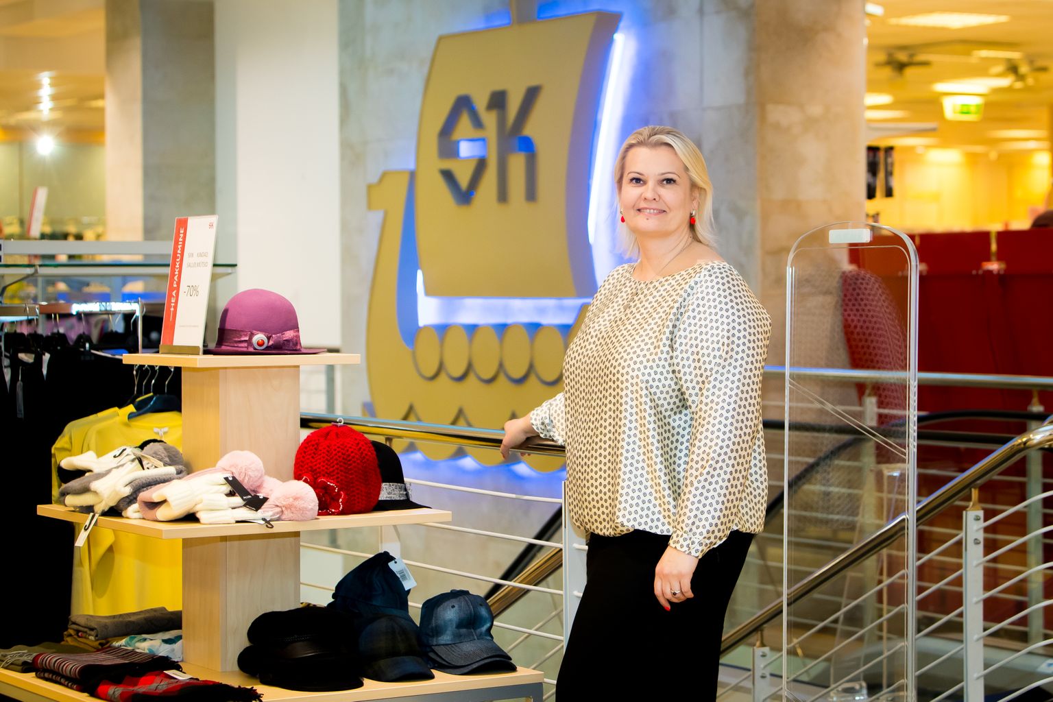 UUESTI KODUSAAREL: Kaubamaja arendusjuhi töökoht võimaldab Kristiina Treul ühes perega Kuressaarde naasta.