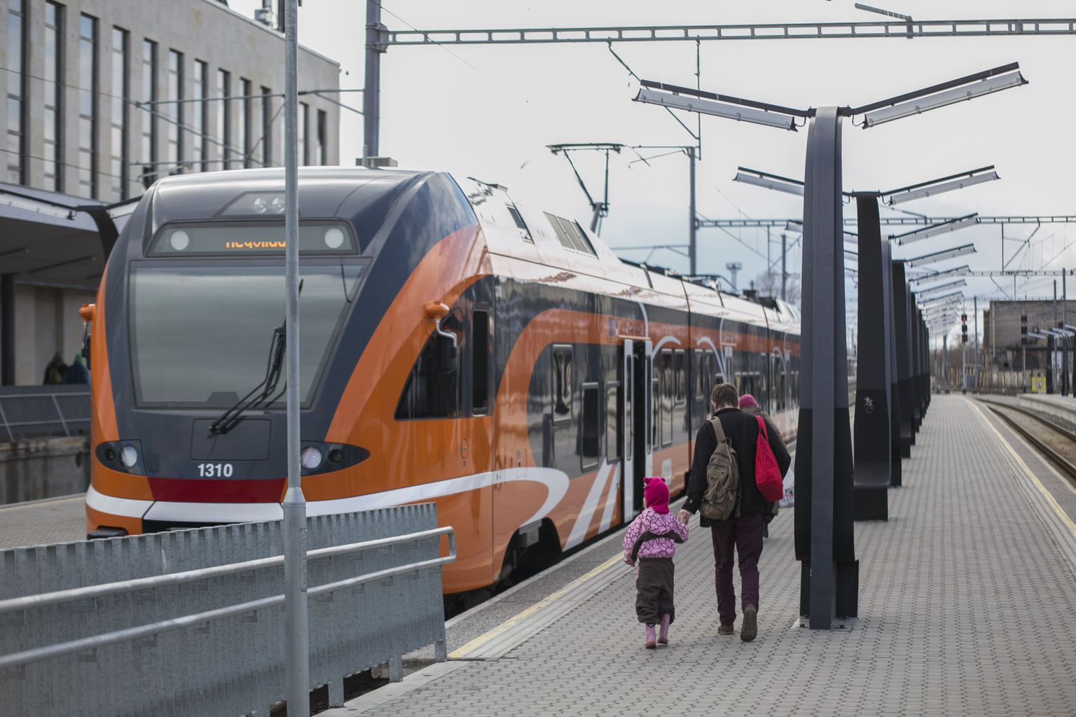 Üleminek suveajale toob Elroni sõiduplaanidesse muudatusi alates 27. märtsist.