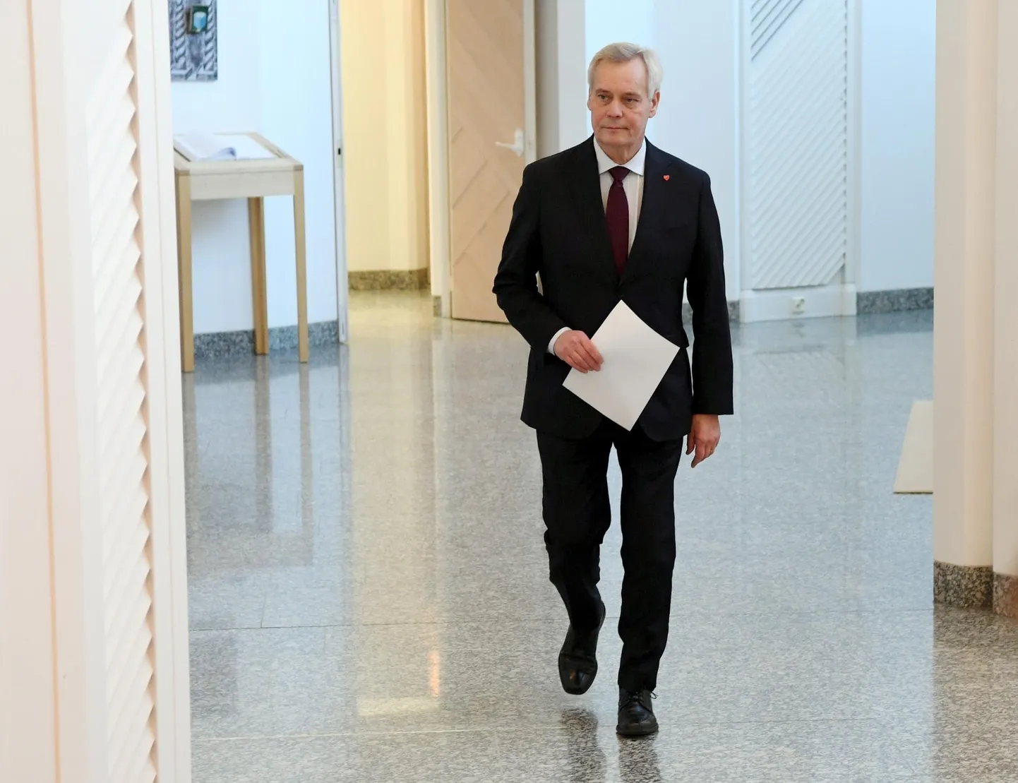 Soome peaminister Antti Rinne tagasiastumisavaldusega.