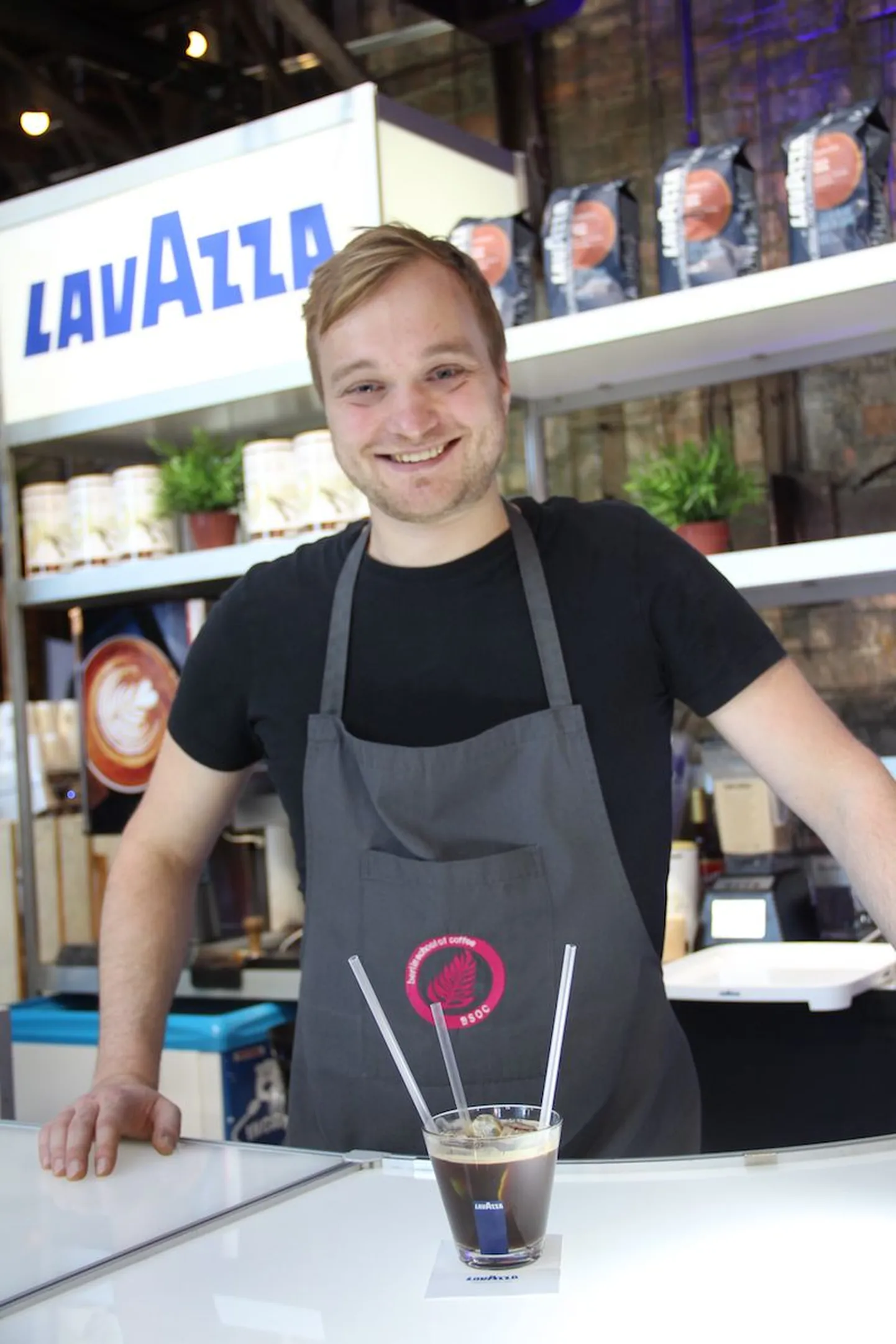 Kohvikoolitaja Joachim Kuehne.