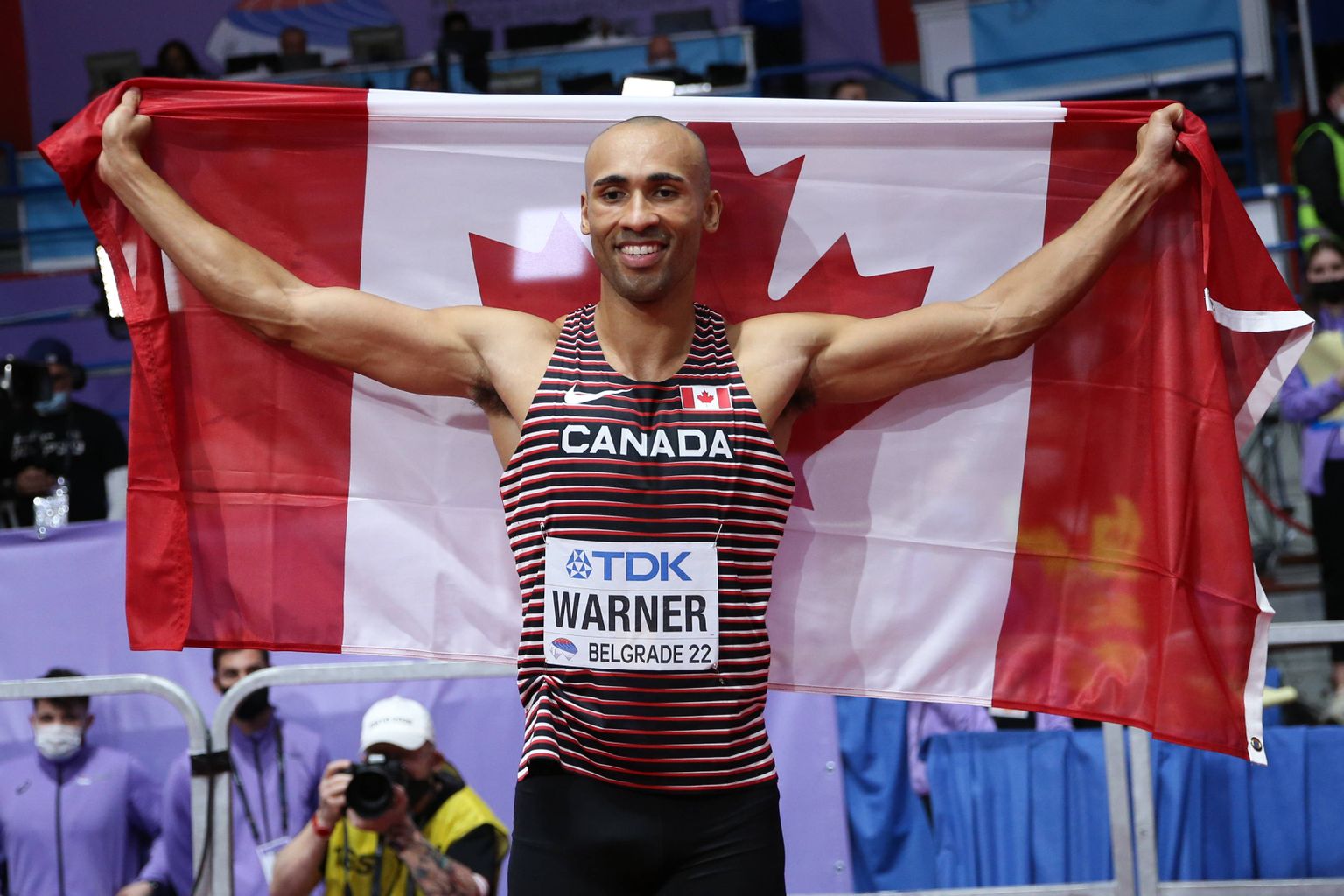 Olümpiavõitja ja paari kuu eest sisemaailmameistriks kroonitud Damian Warner on kümnevõistluse suursoosik.