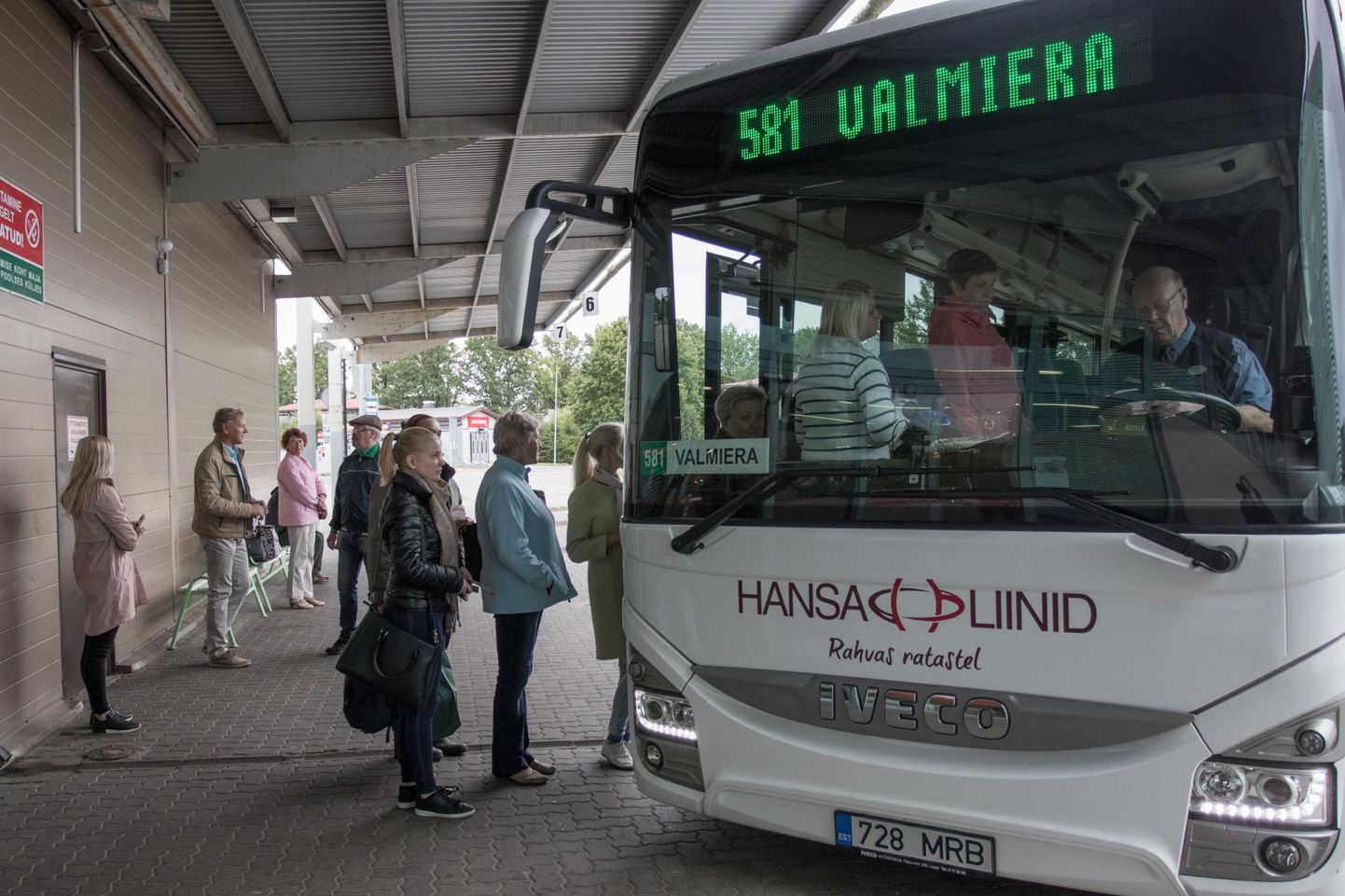 Viljandi-Valmiera buss