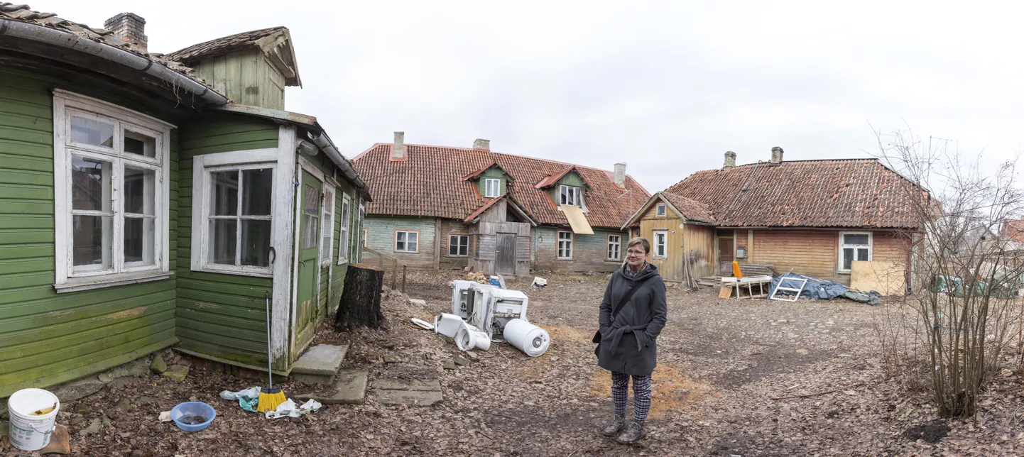 Lossi tänava kolmest hoonest koosneval kompleksil on uus omanik, kes kavatseb seal peagi suuremaid ümberehitustöid ette võtma hakata. Monika Vestman loodab, et praegu üsna räämas pilt muutub peagi.