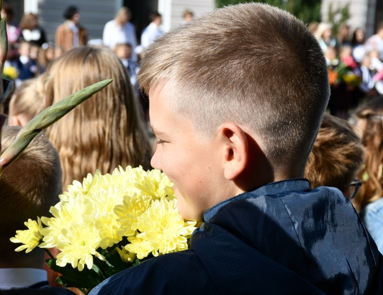 Zinību diena 2021. gada 1. septembrī Vienības pamatskolā Daugavpilī.