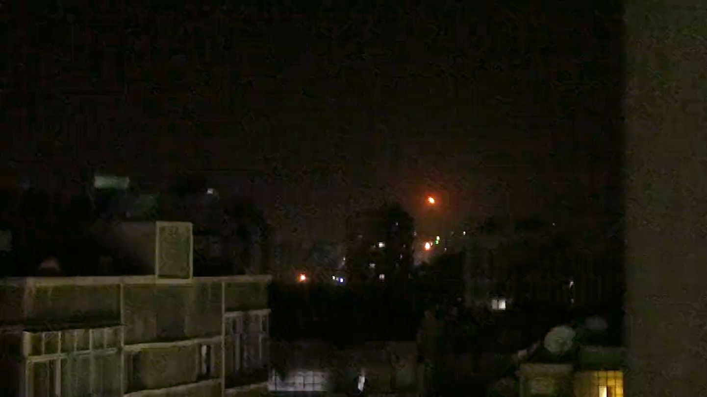 Iisraeli rakett aprilli lõpus tehtud õhurünnaku ajal Damaskuse kohal.