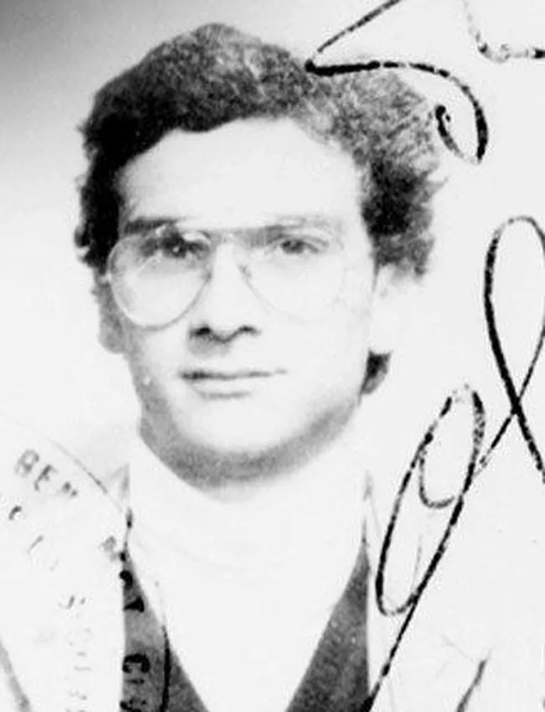 Sitsiilia maffiaboss Matteo Messina Denaro 1993. aastal. Sellest saadik on politsei meest taga otsinud.